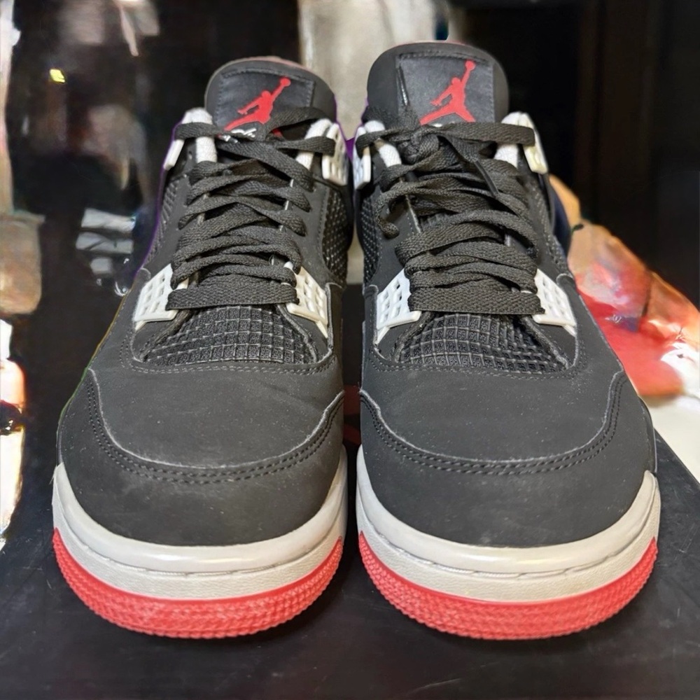 Jordan retros og mid bred